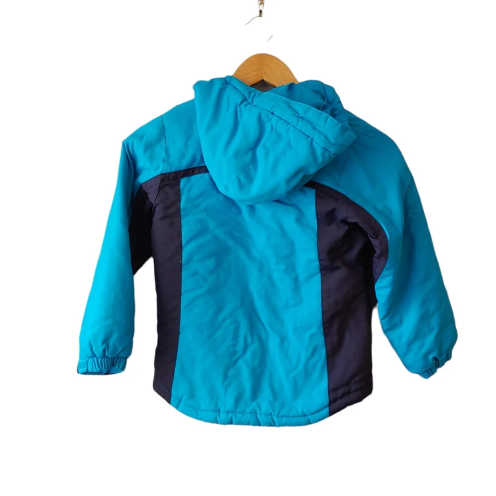 The Children's Place Blue and Black Jacket Size Small (5/6)